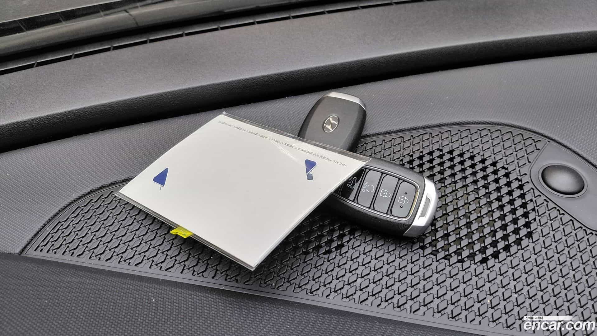 AVANTE Hyundai 2022.6-OPTION-022