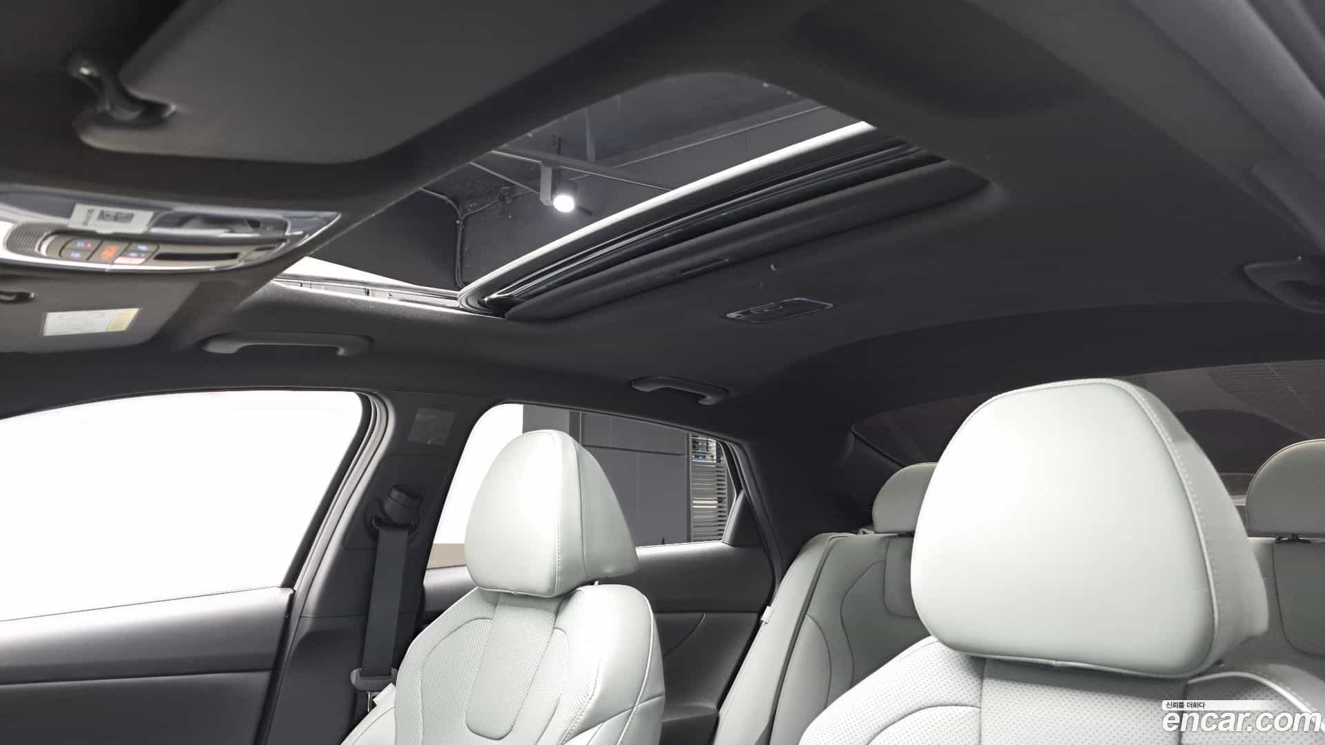 AVANTE Hyundai 2025.0-OPTION-023
