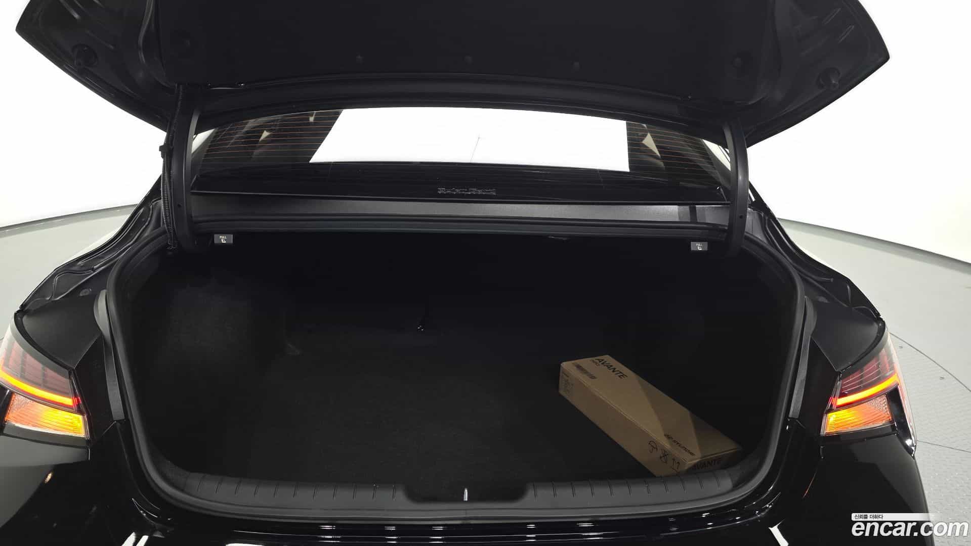 AVANTE Hyundai 2025.0-OPTION-024