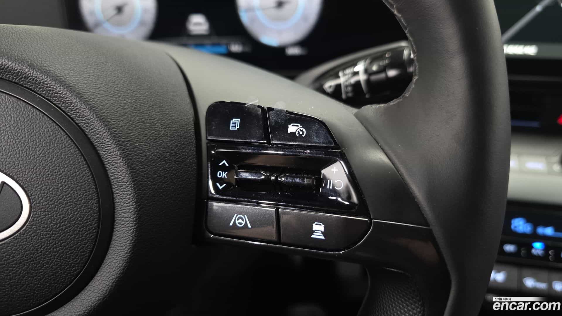 AVANTE Hyundai 2025.0-INNER-036