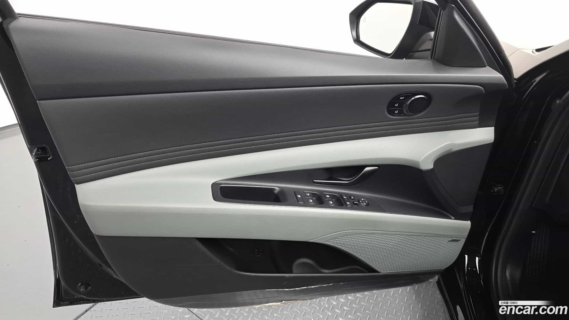 AVANTE Hyundai 2025.0-OPTION-044