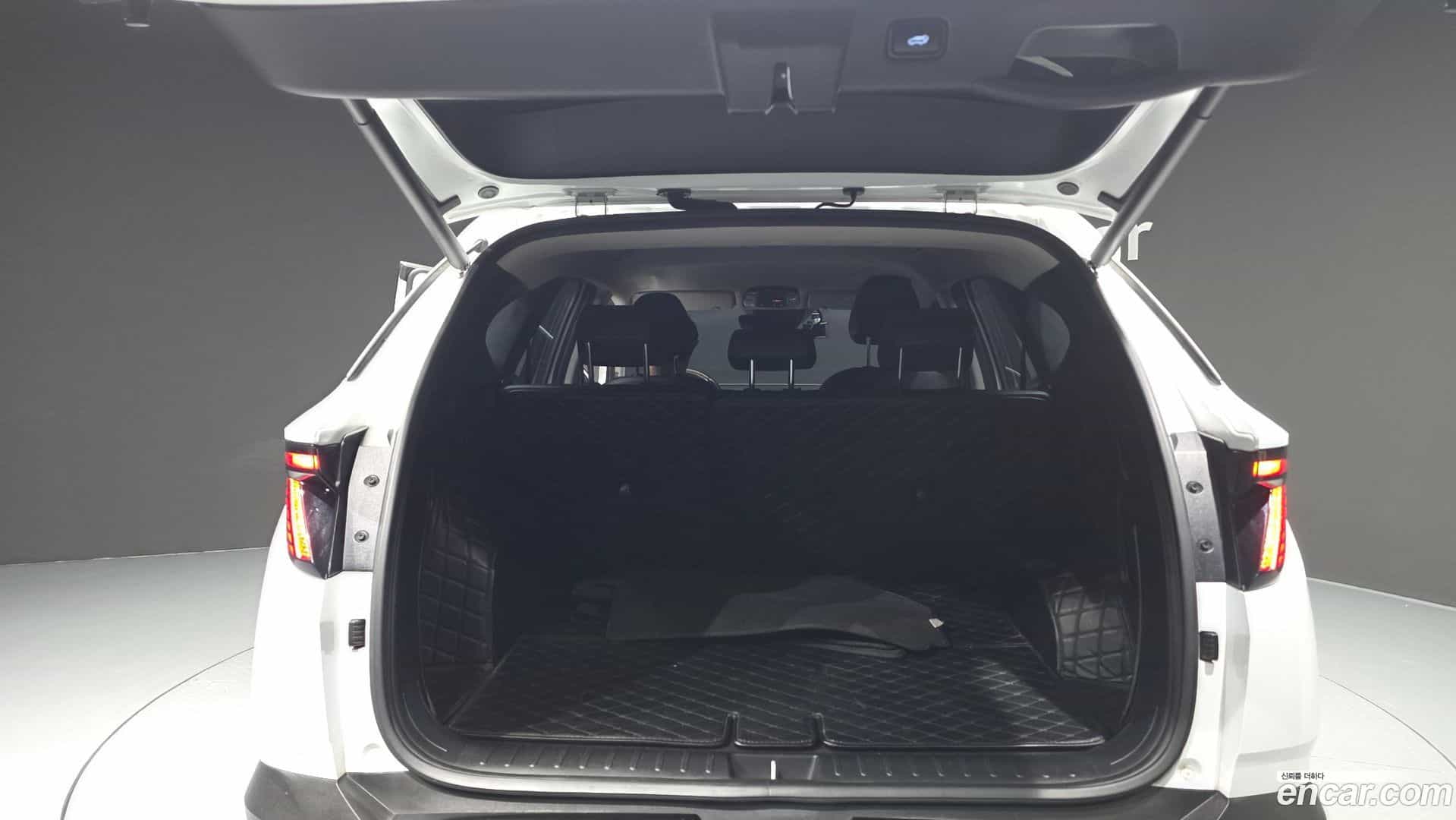 Tucson Hyundai 2021.8-OPTION-024