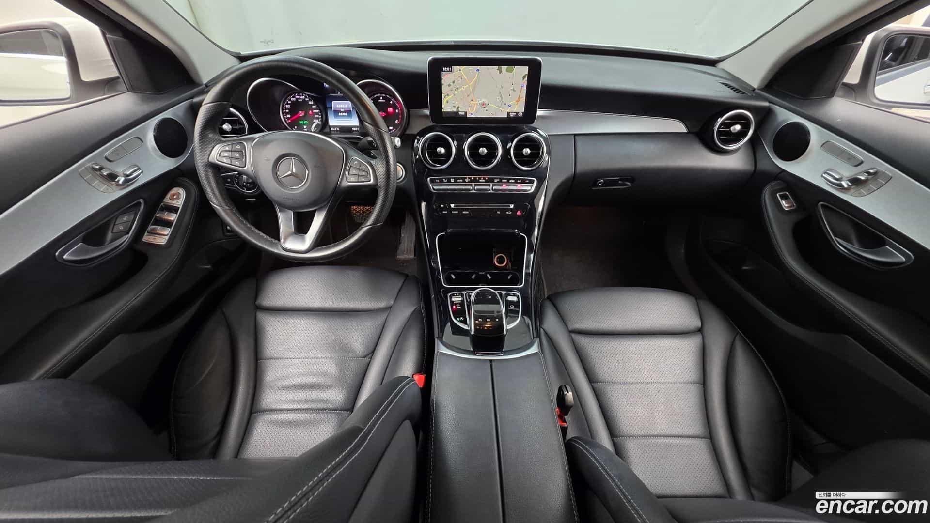 C-Class Mercedes-Benz 2016.7-INNER-007