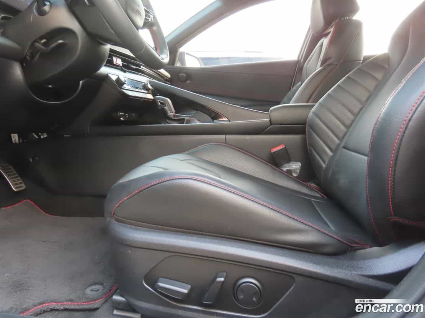 AVANTE Hyundai 2025.0-INNER-010