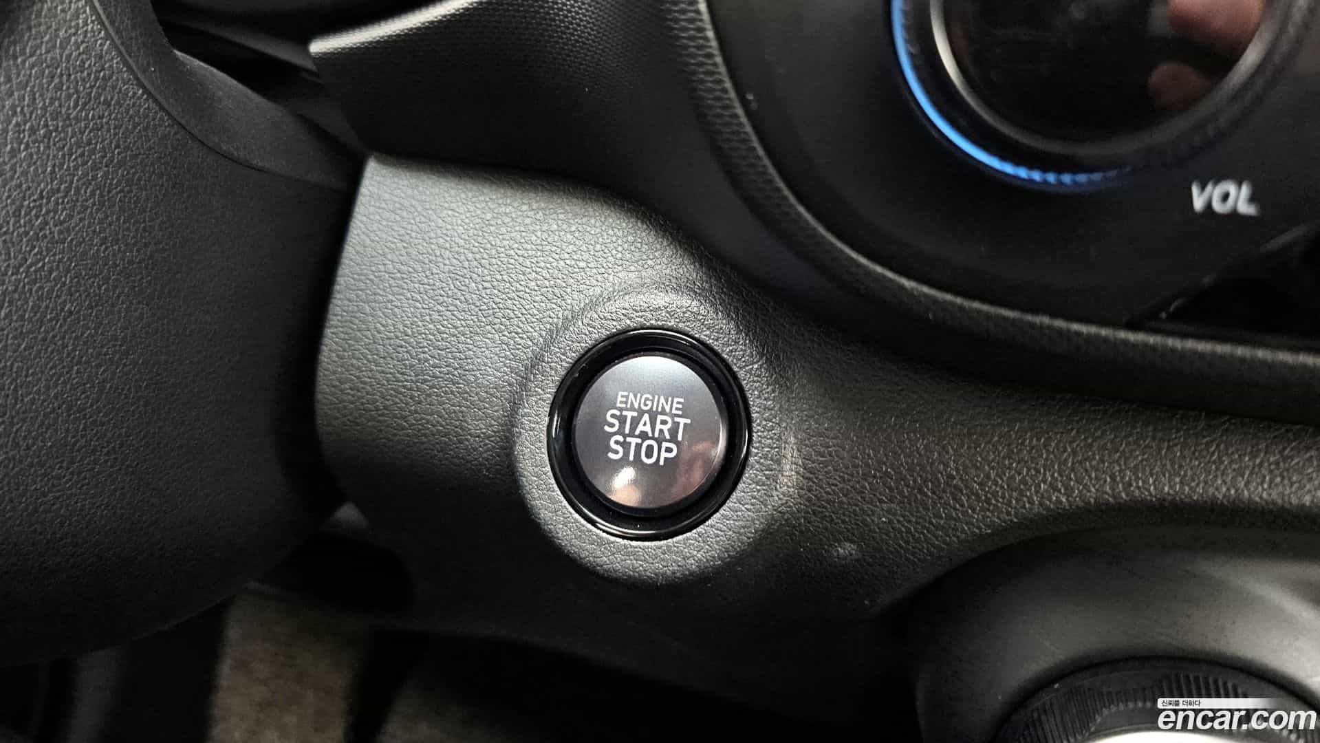 Venue Hyundai 2020.7-OPTION-041