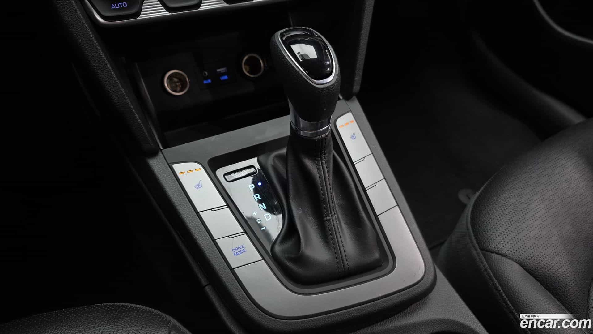 AVANTE Hyundai 2019.3-INNER-009