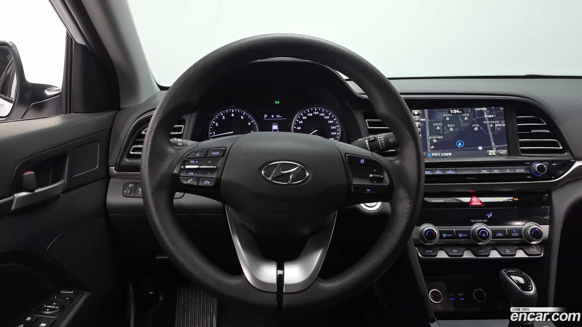 AVANTE Hyundai 2019.3-OPTION-017