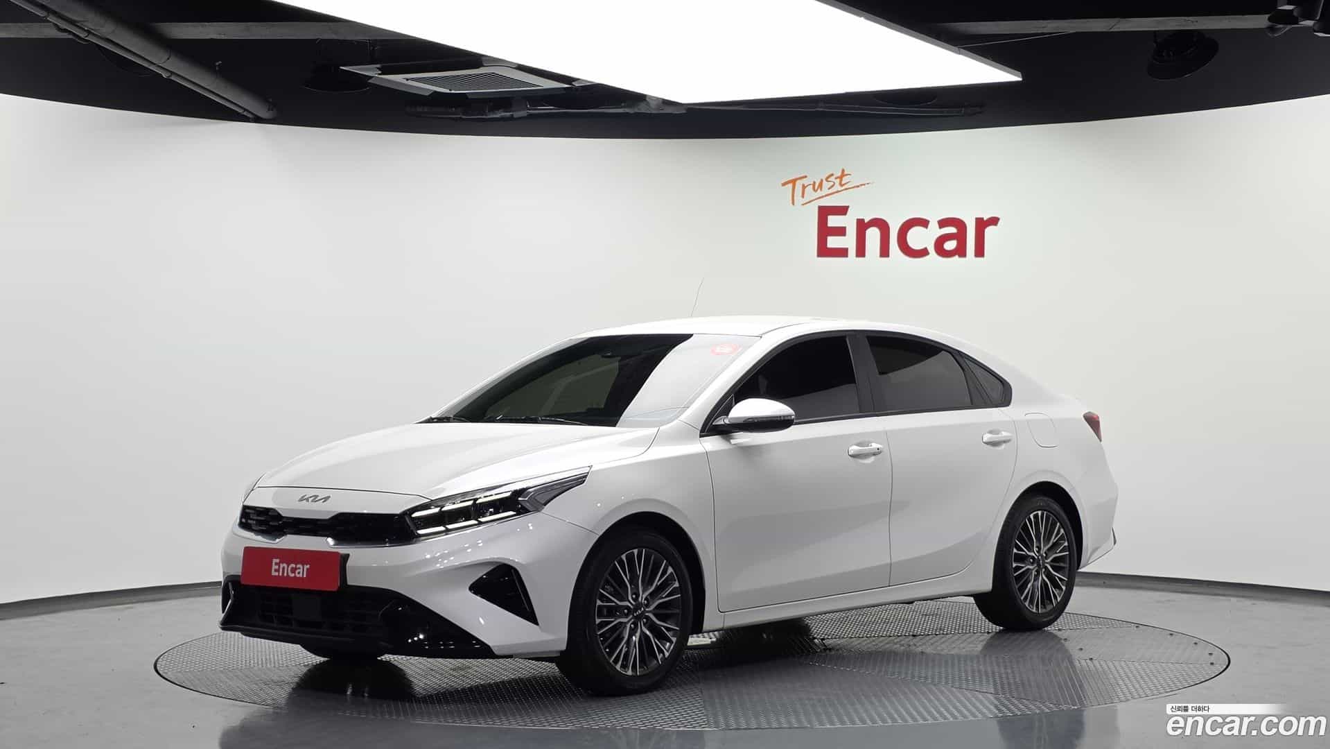 K3 Kia 2022.11-OUTER-001