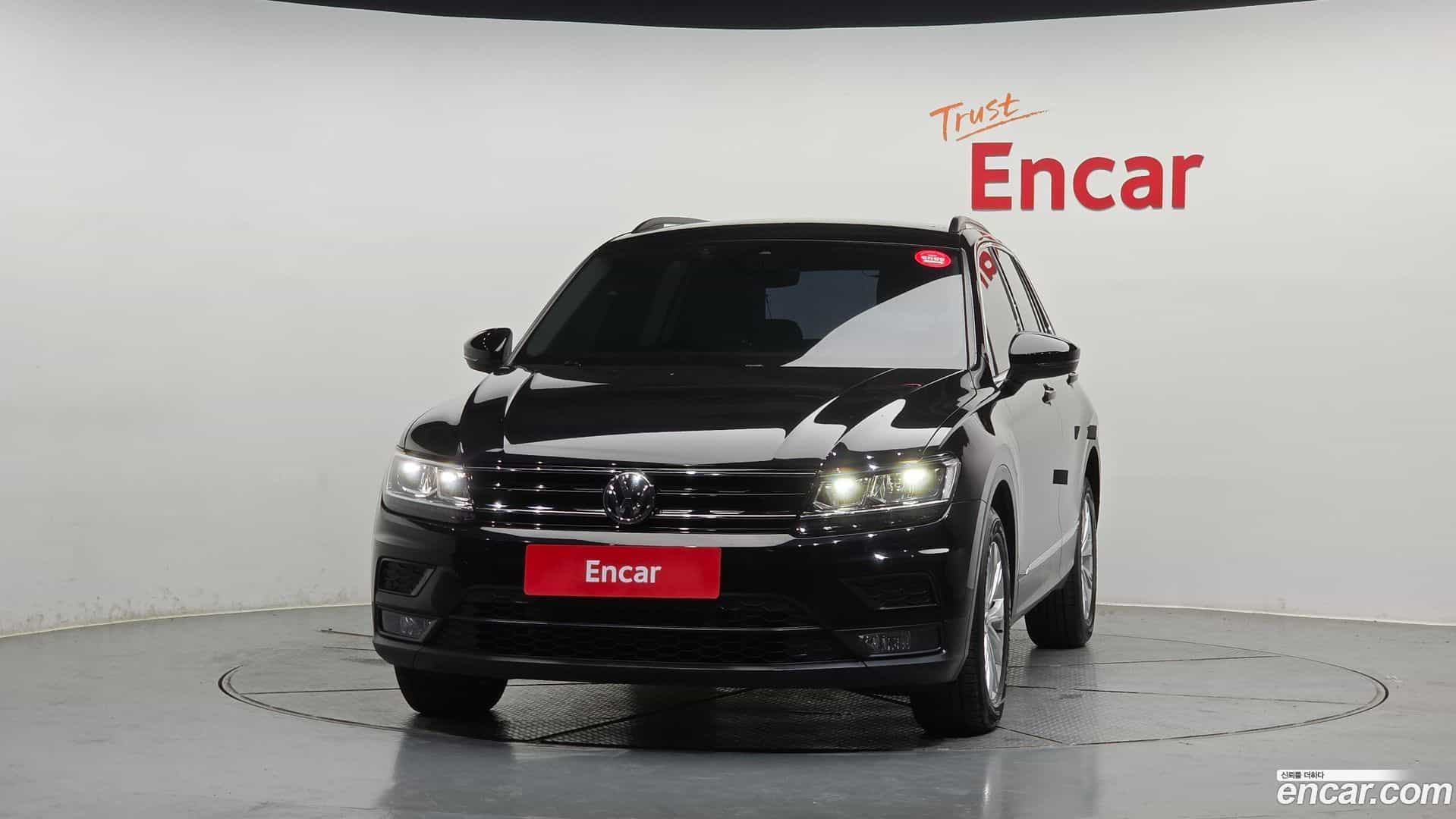 Tiguan Volkswagen 2018.5-OUTER-003