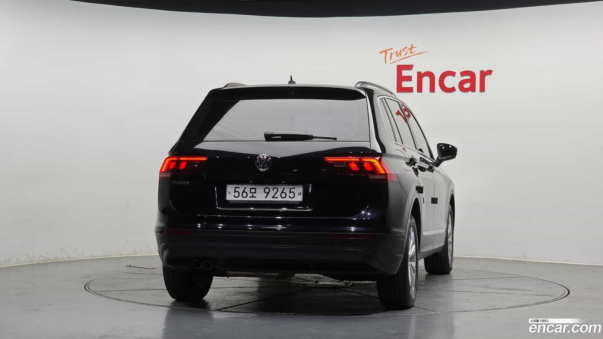 Tiguan Volkswagen 2018.5-OUTER-004