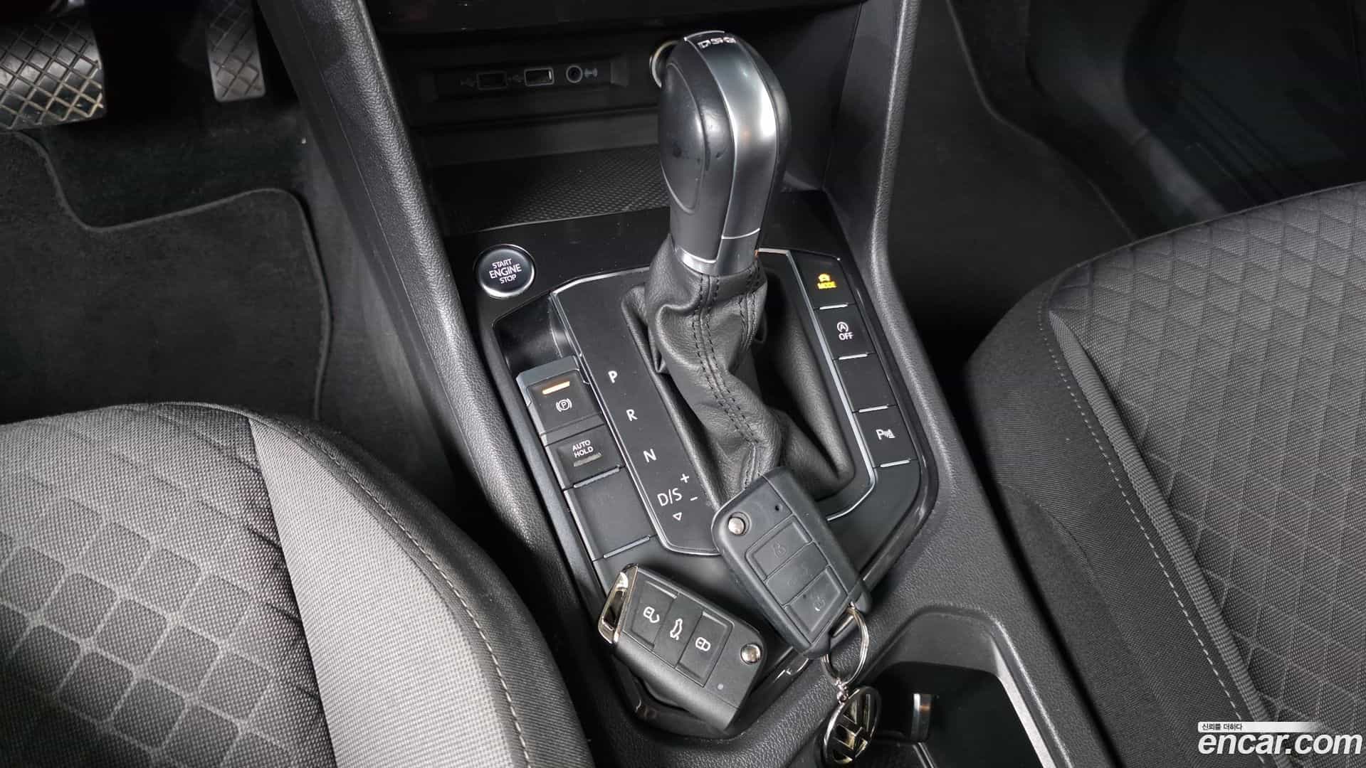 Tiguan Volkswagen 2018.5-INNER-009
