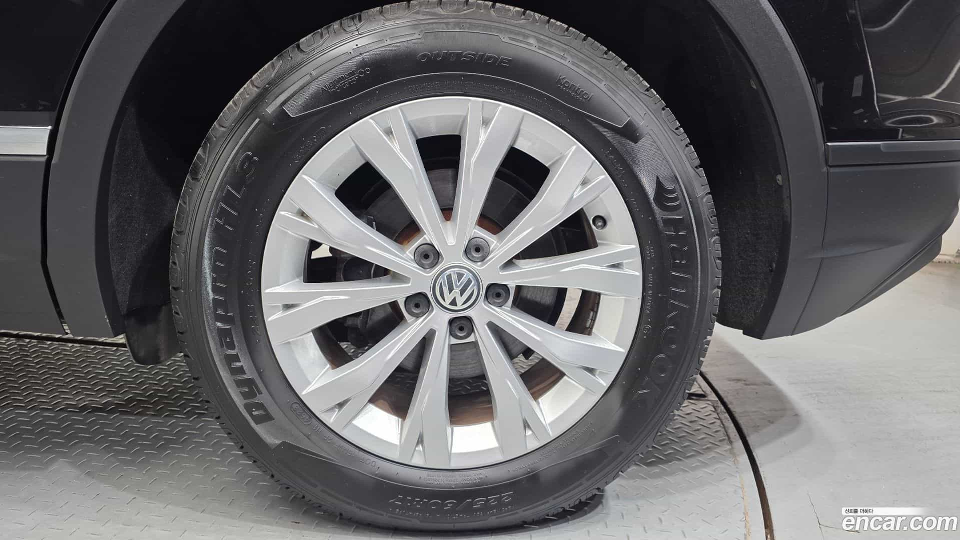 Tiguan Volkswagen 2018.5-OUTER-031