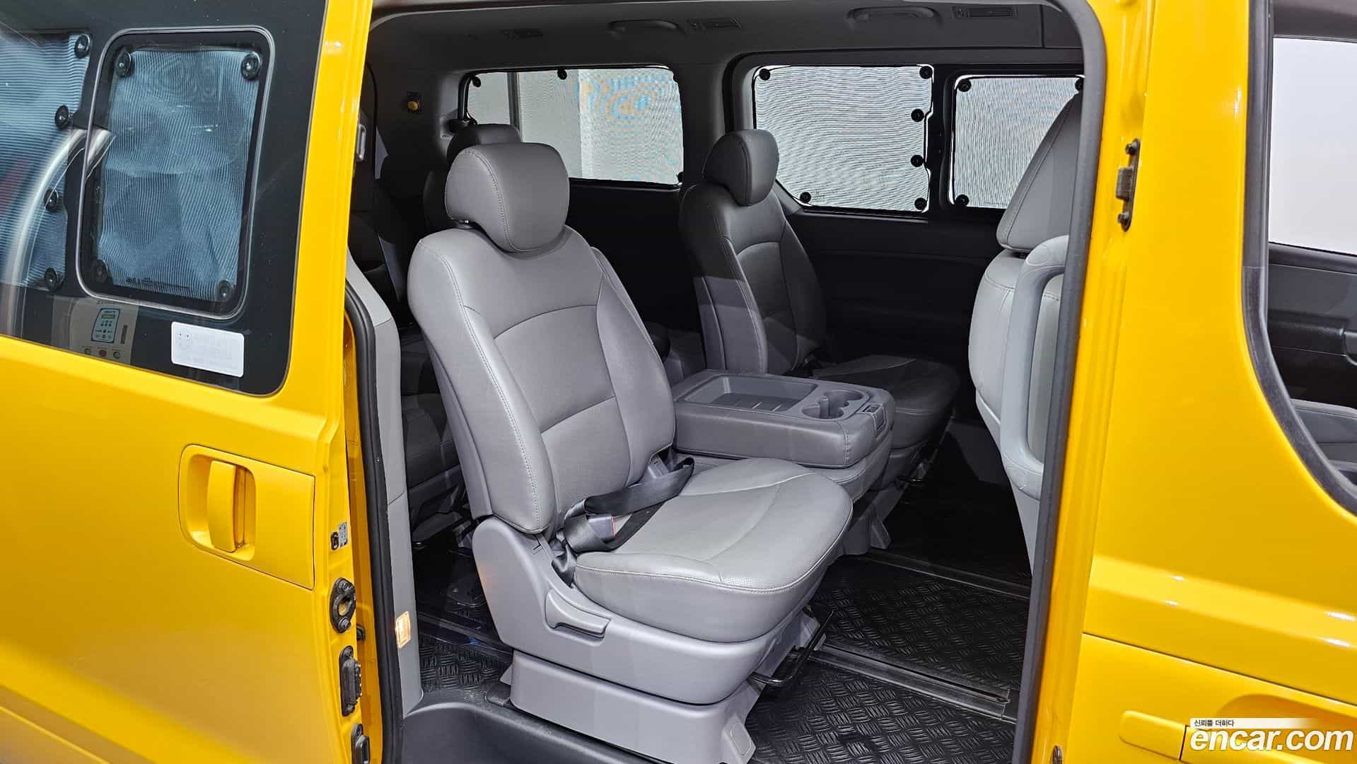 Starex Hyundai 2018.5-OPTION-016
