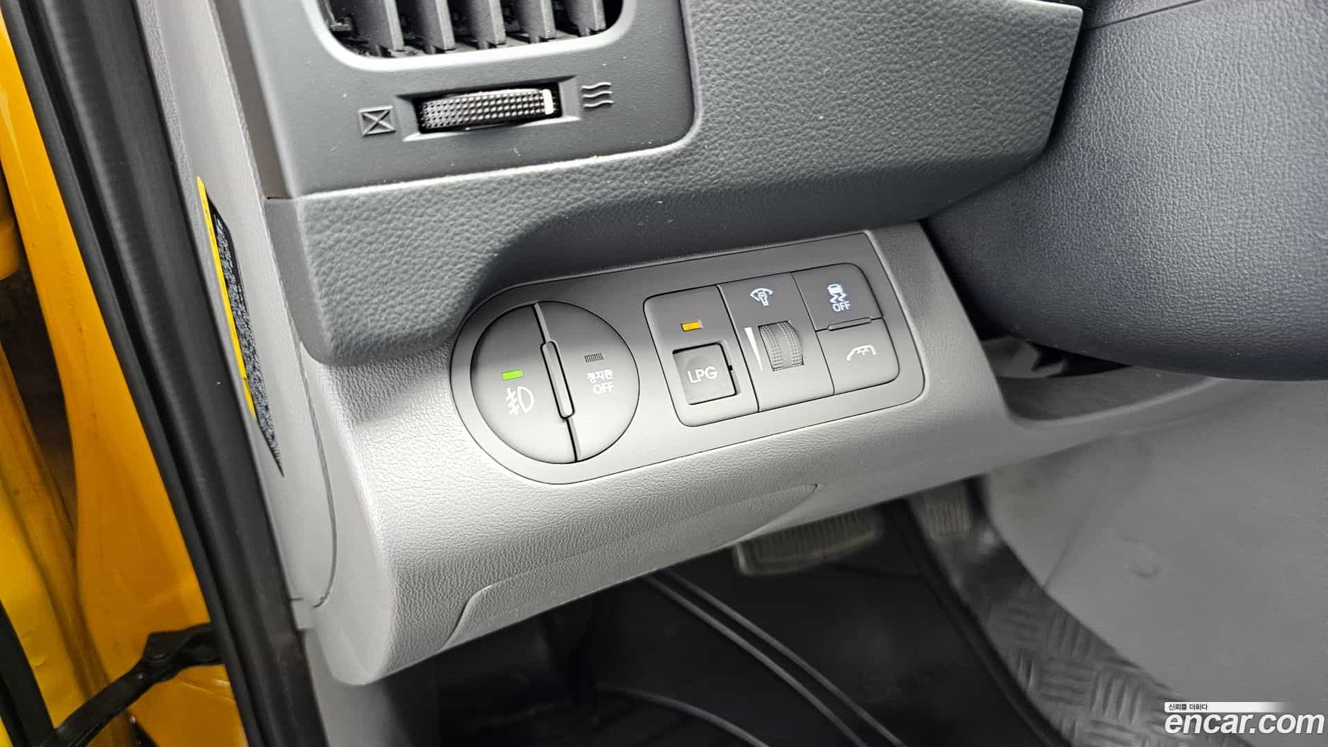 Starex Hyundai 2018.5-OPTION-019