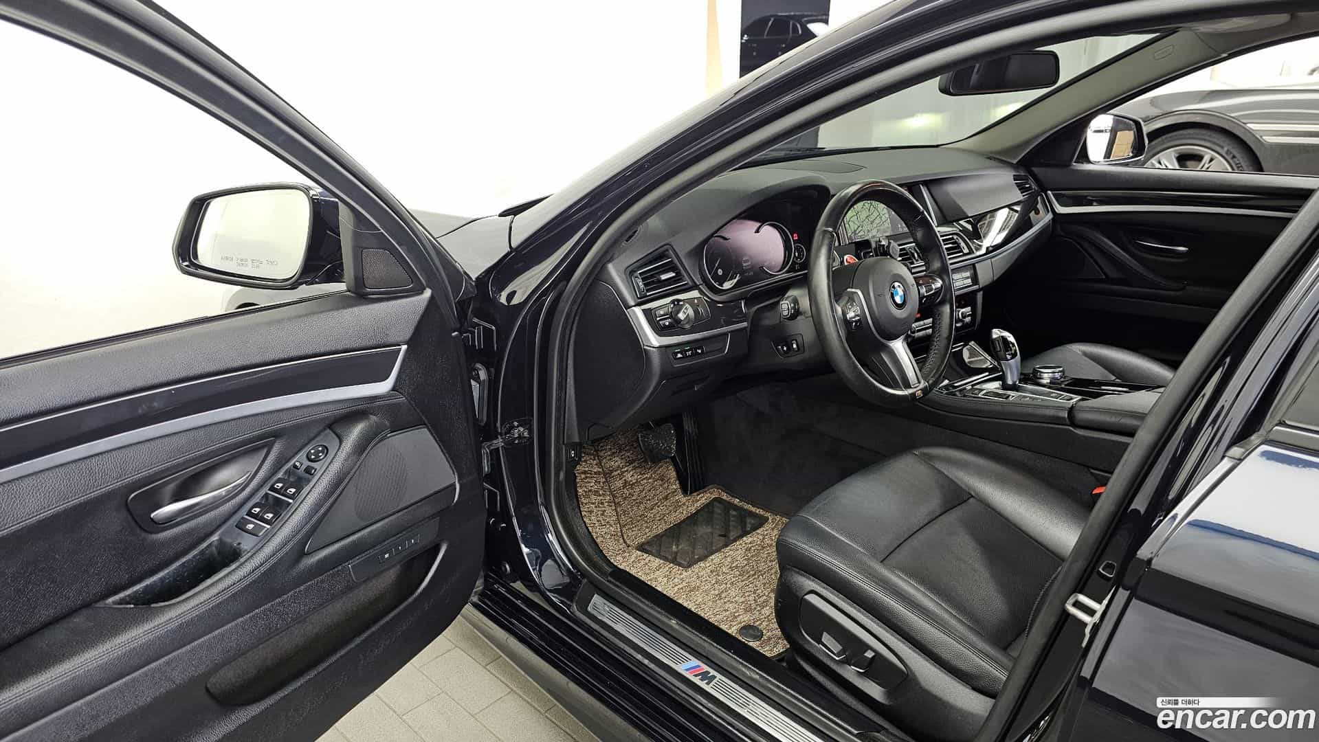 5-Series BMW 2016.9-INNER-010