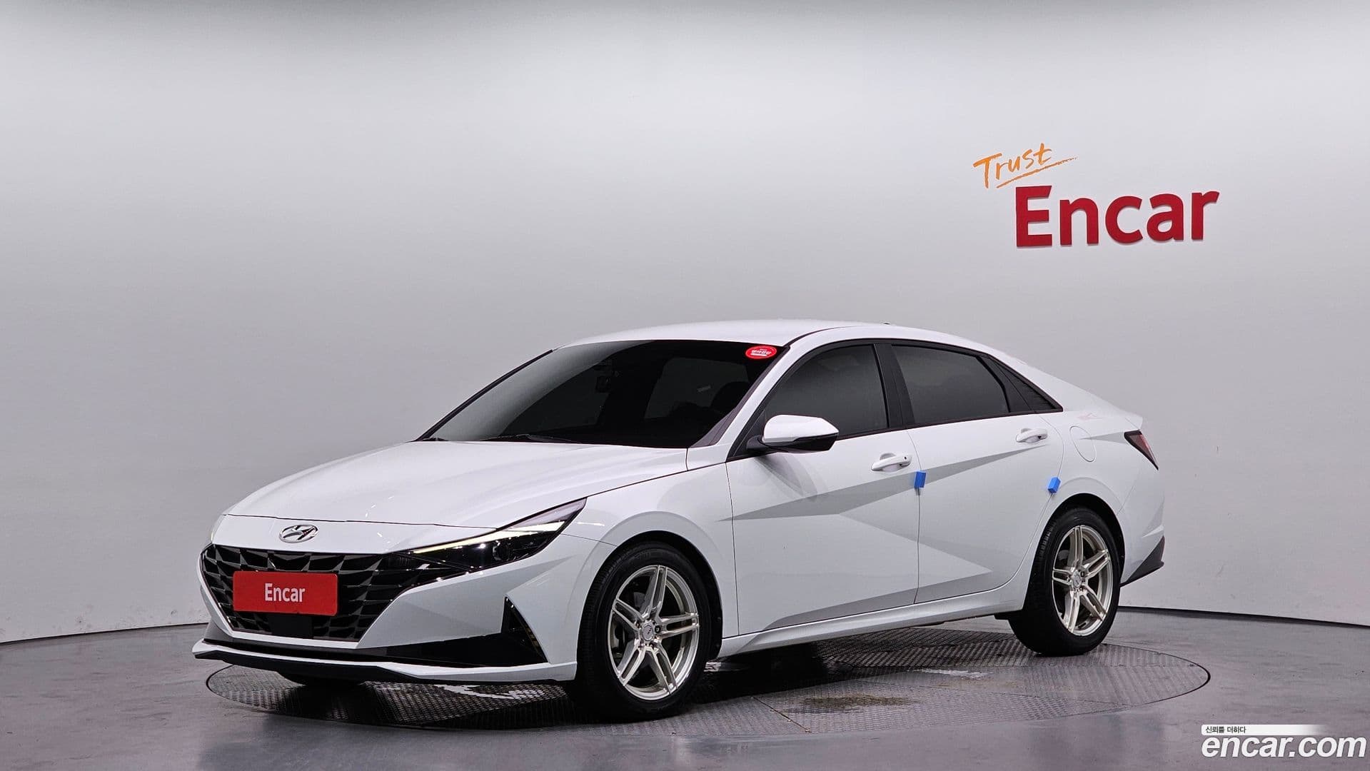 Main__Slider__Photo:AVANTE Hyundai 2020.3-0