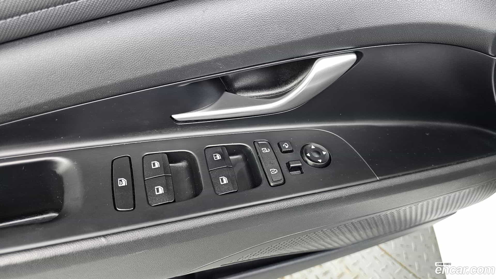 AVANTE Hyundai 2020.3-OPTION-023