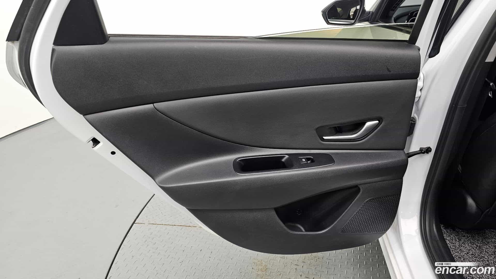 AVANTE Hyundai 2020.3-INNER-035