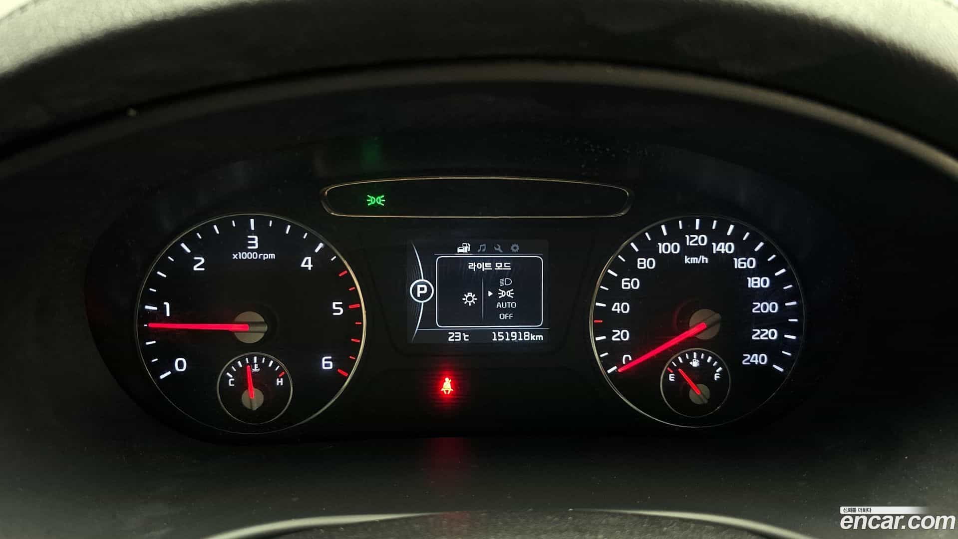 Sorento Kia 2016.6-INNER-008
