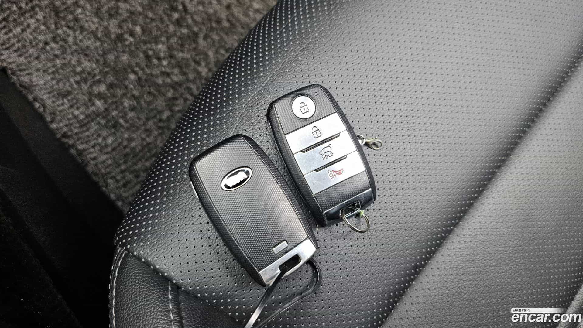 Sorento Kia 2016.6-OPTION-023