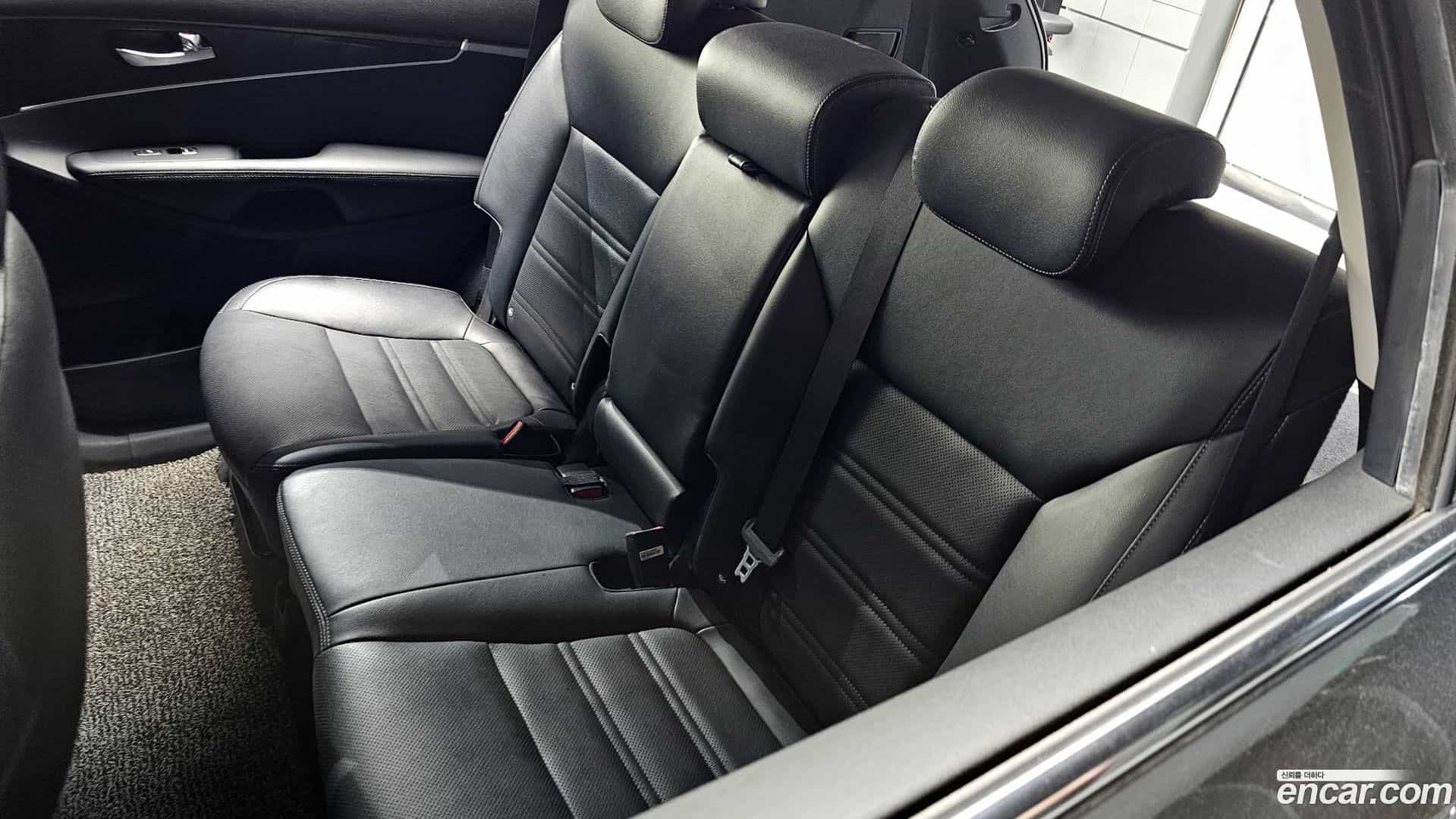 Sorento Kia 2016.6-OPTION-041