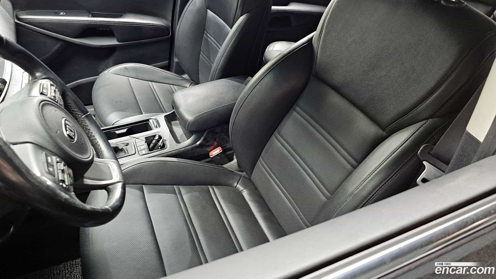 Sorento Kia 2016.6-OPTION-043