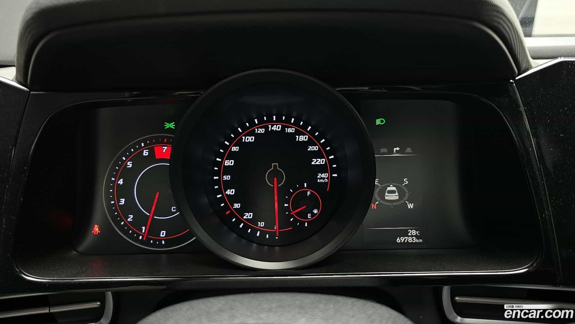 AVANTE Hyundai 2021.3-INNER-008