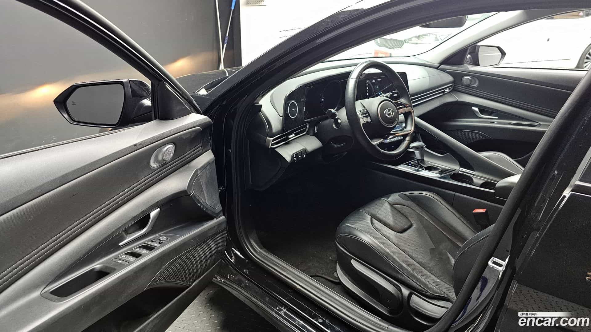 AVANTE Hyundai 2021.3-INNER-010