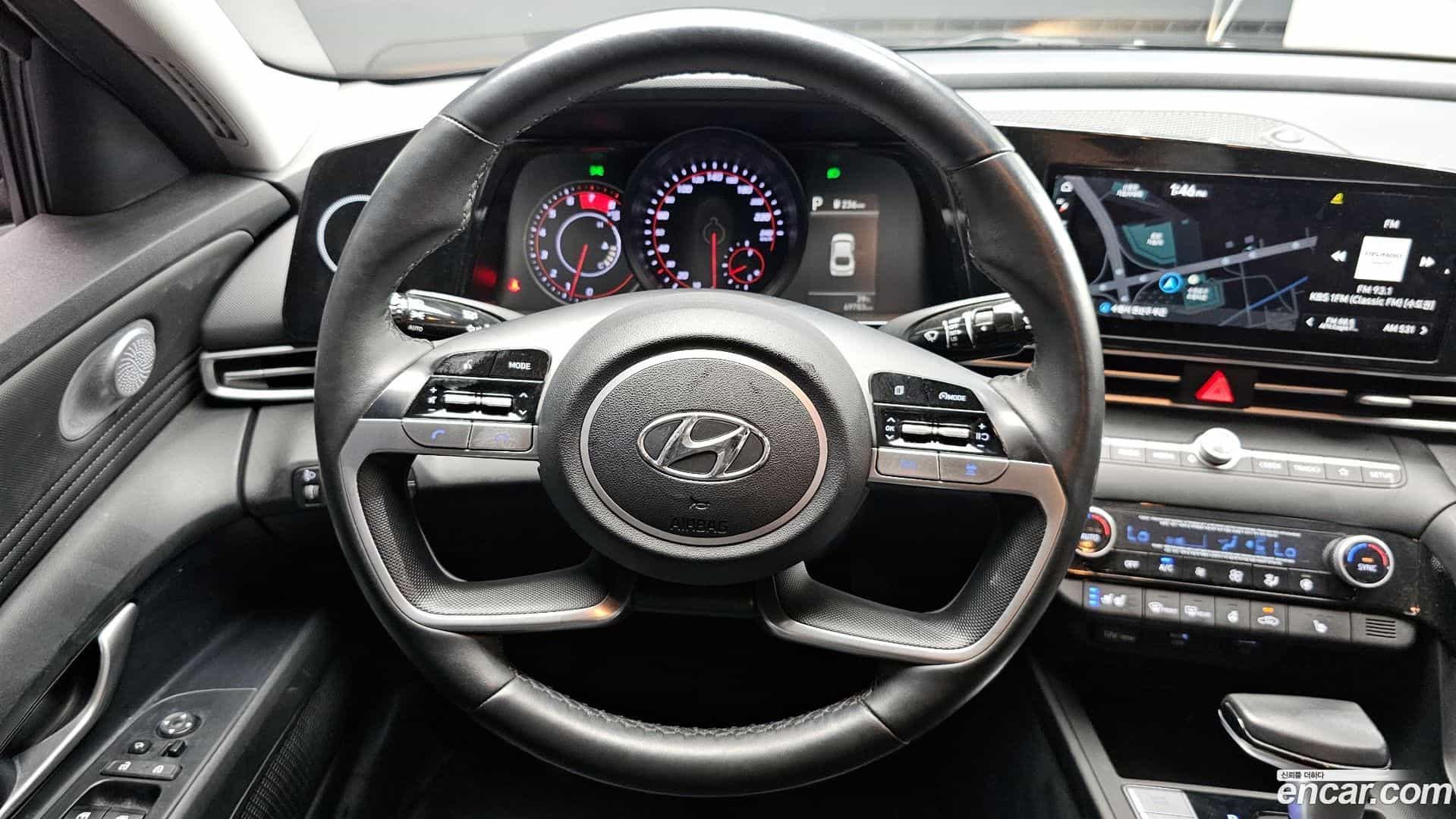 AVANTE Hyundai 2021.3-OPTION-016