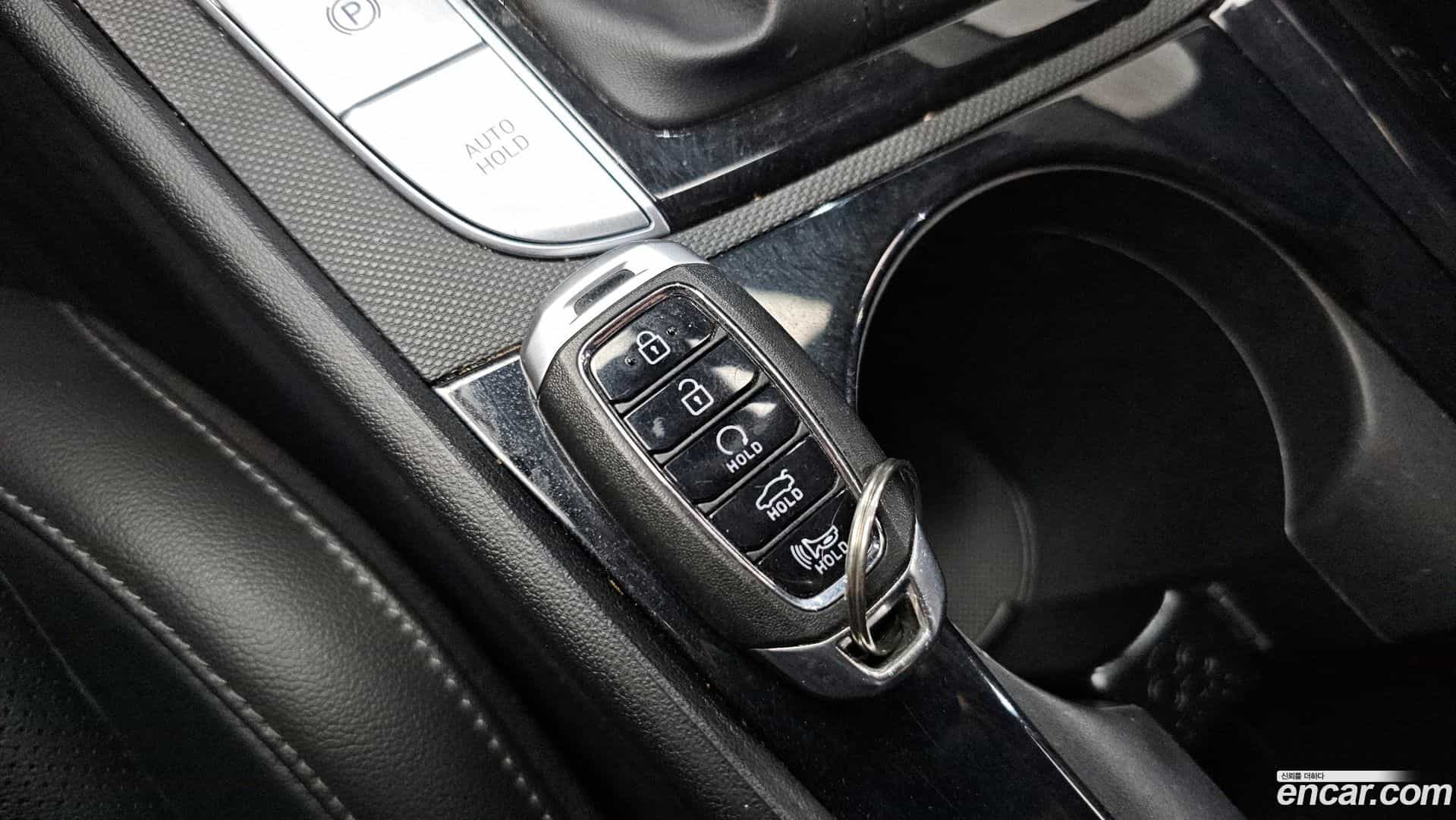 AVANTE Hyundai 2021.3-OPTION-024