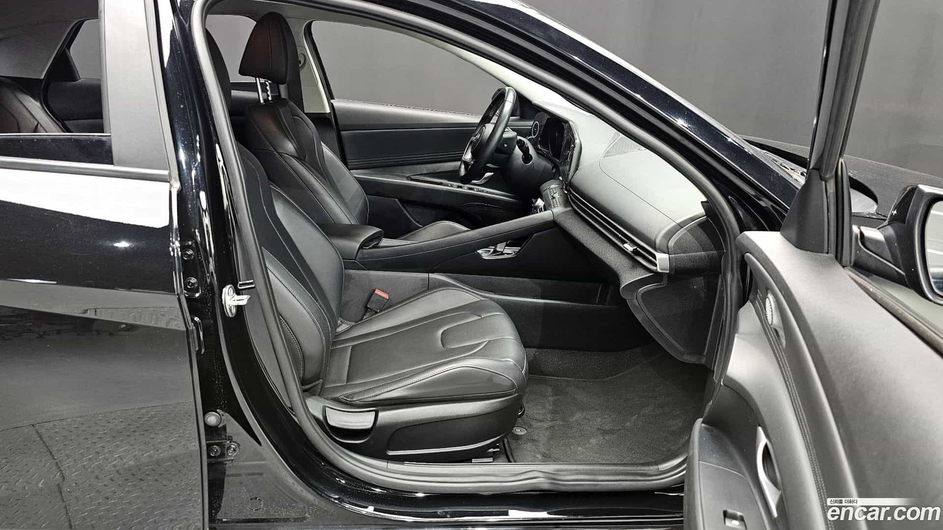 AVANTE Hyundai 2021.3-INNER-036
