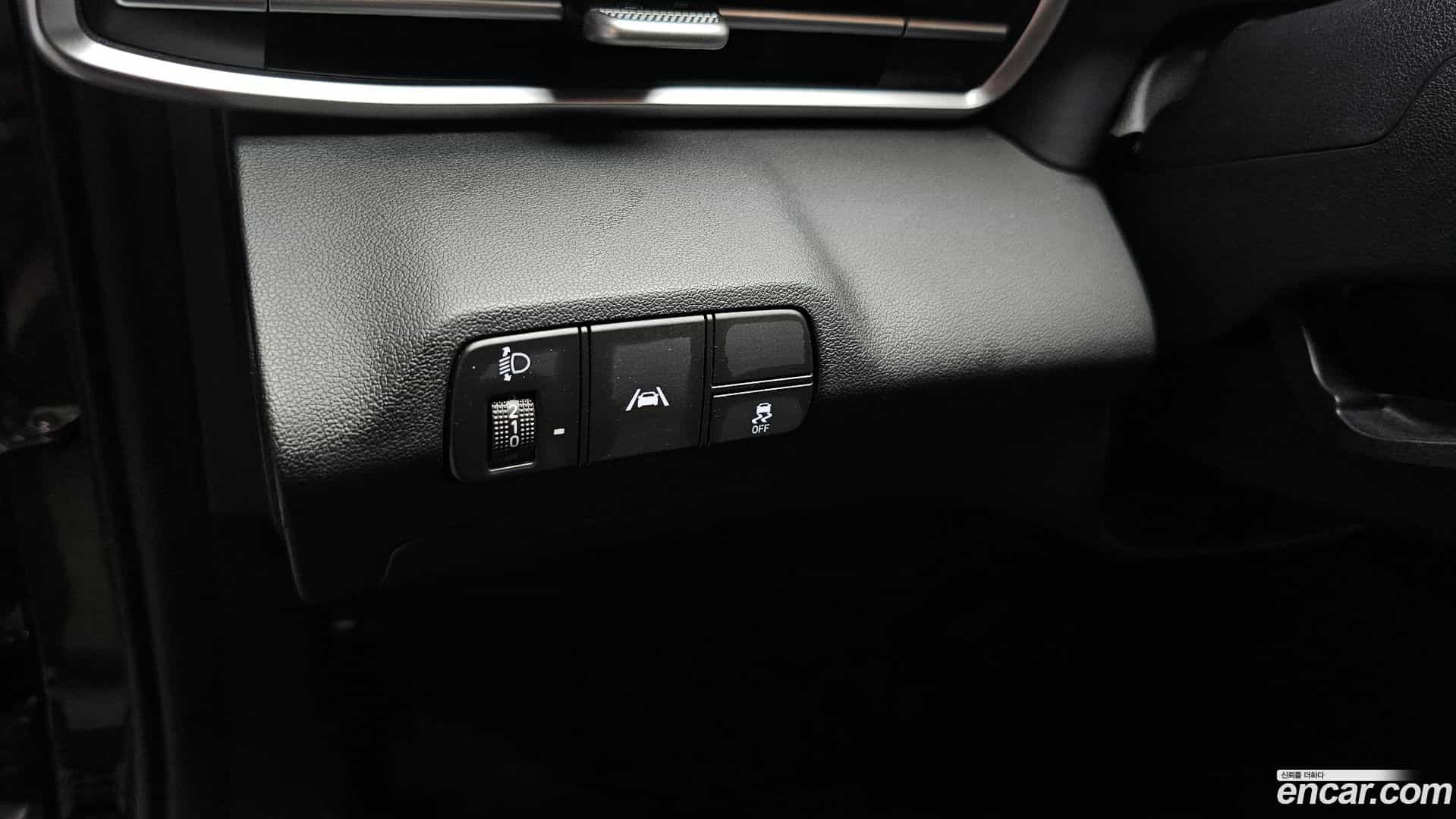 AVANTE Hyundai 2021.3-OPTION-041