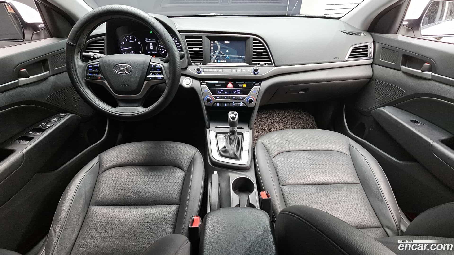 AVANTE Hyundai 2017.0-INNER-007