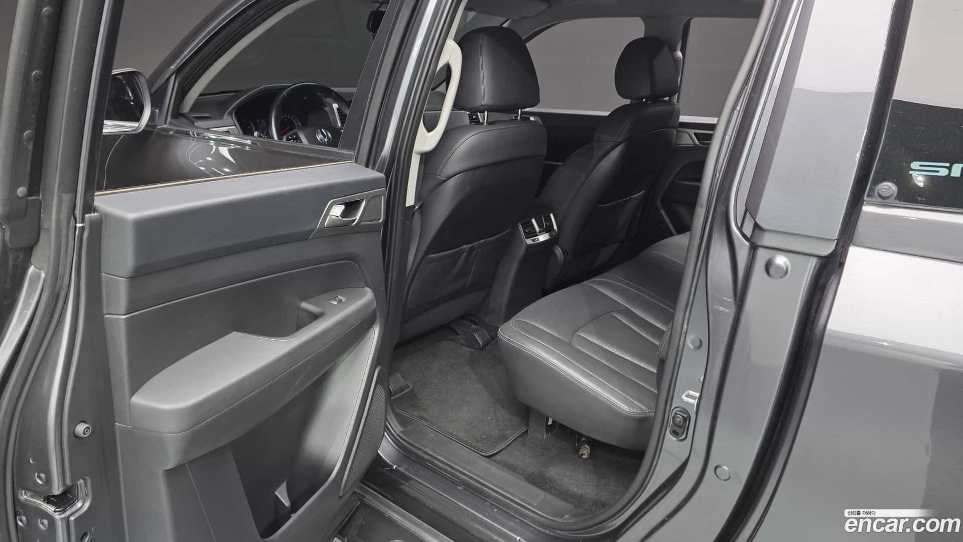 Rexton KG Mobility 2019.1-OPTION-016