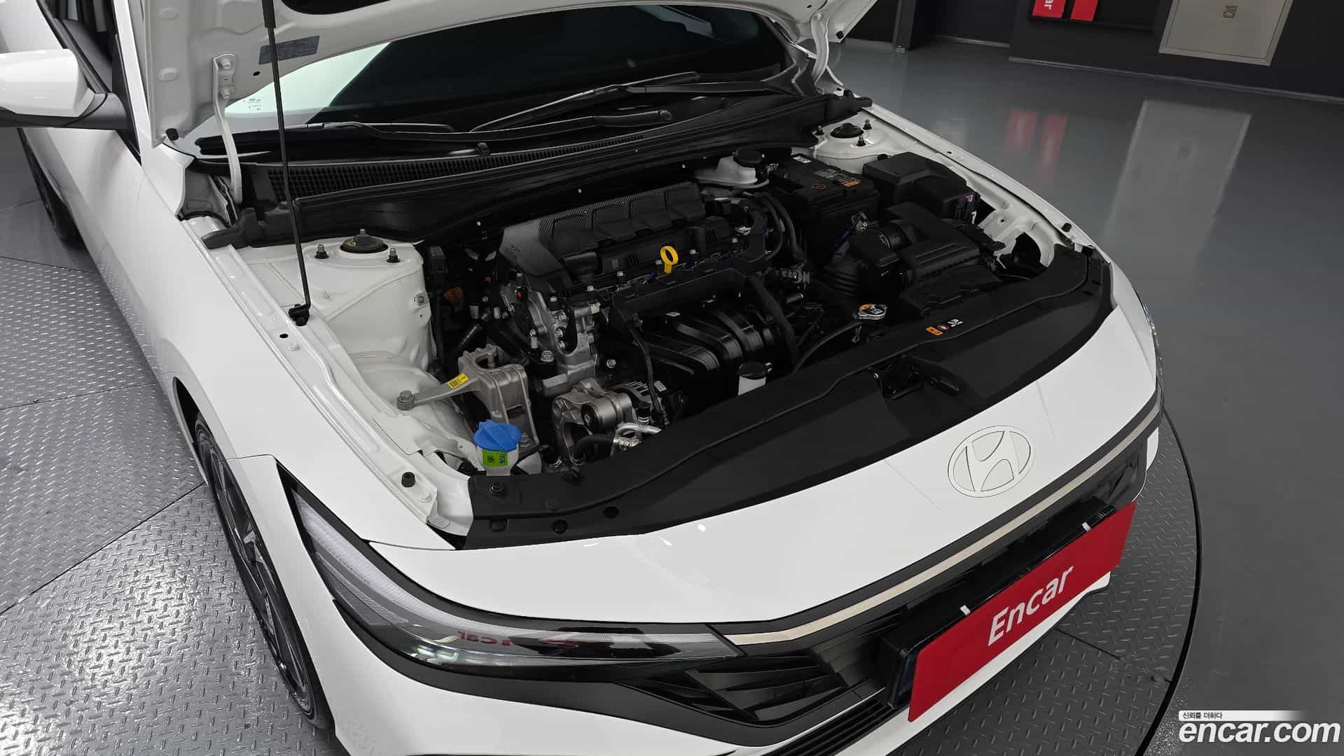 AVANTE Hyundai 2025.6-OUTER-006