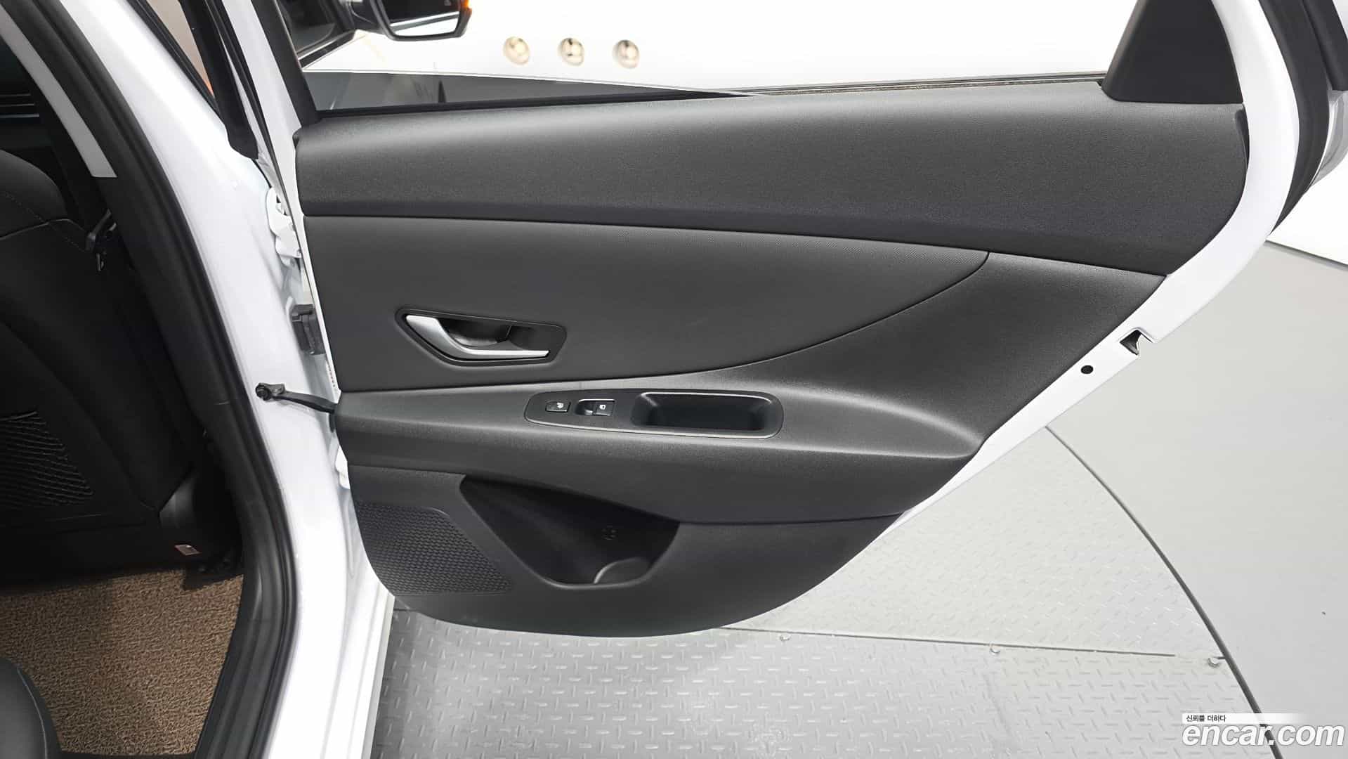 AVANTE Hyundai 2025.6-INNER-035
