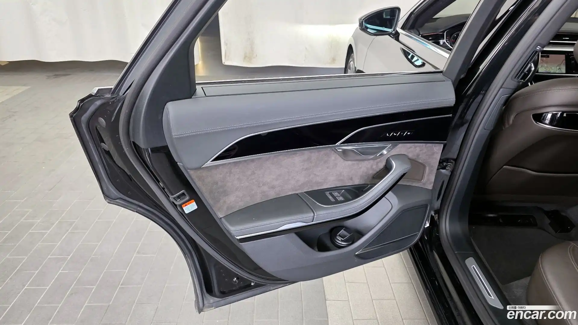 A8 Audi 2021.2-INNER-035