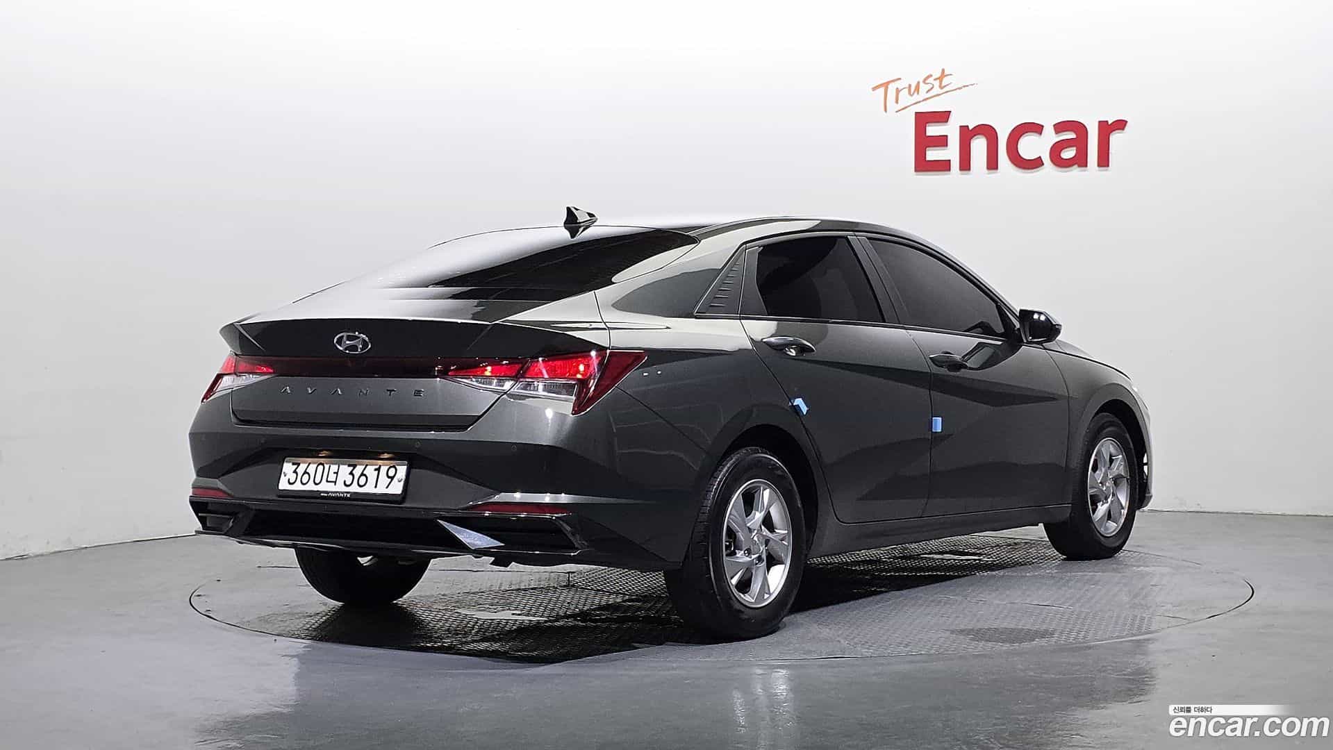 AVANTE Hyundai 2021.6-OUTER-002
