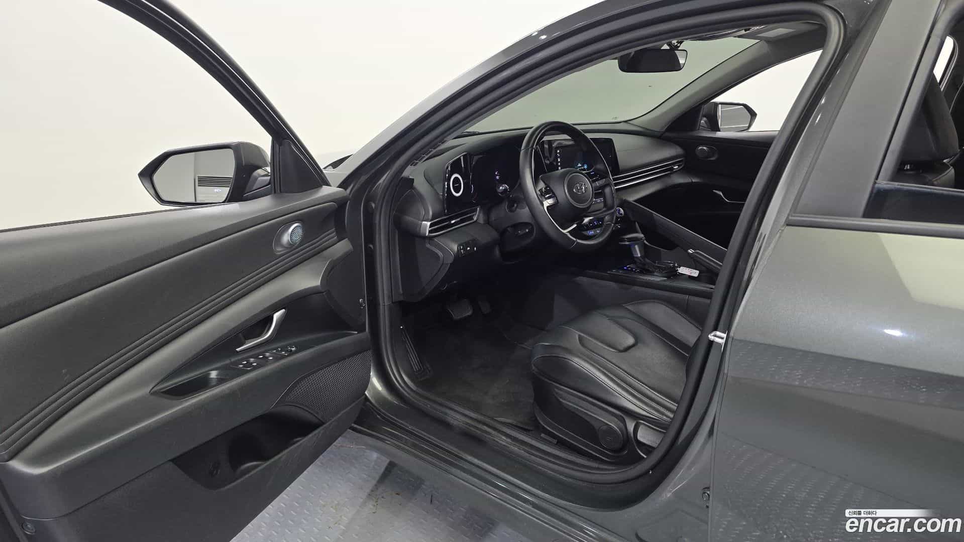AVANTE Hyundai 2021.6-INNER-010