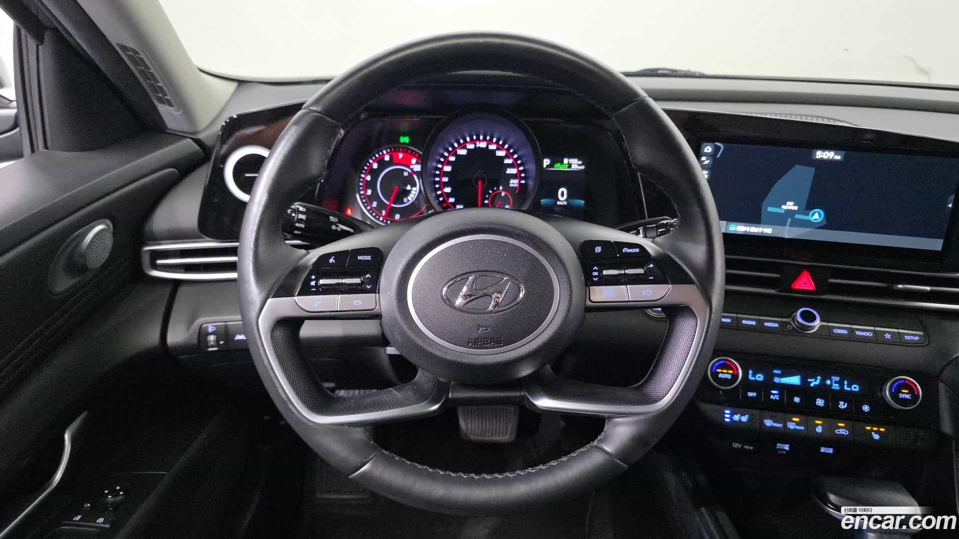 AVANTE Hyundai 2021.6-OPTION-019
