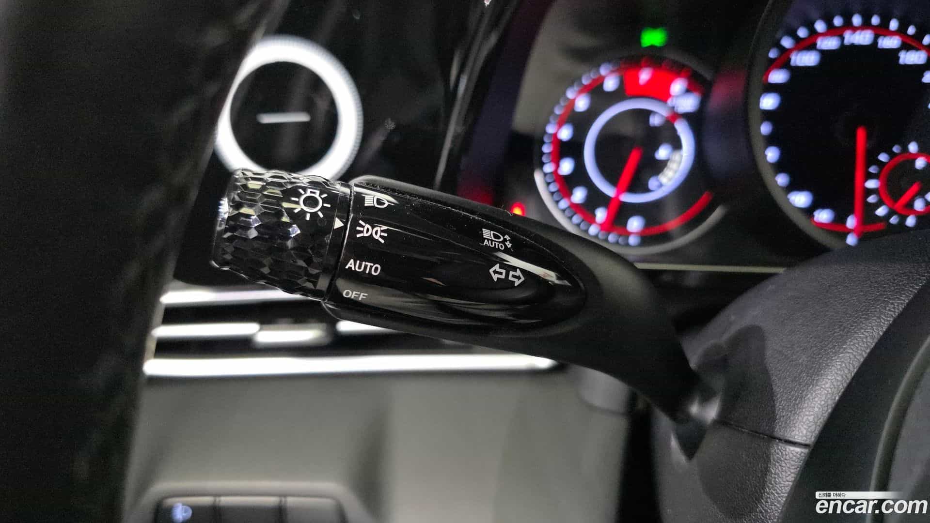 AVANTE Hyundai 2021.6-OPTION-020