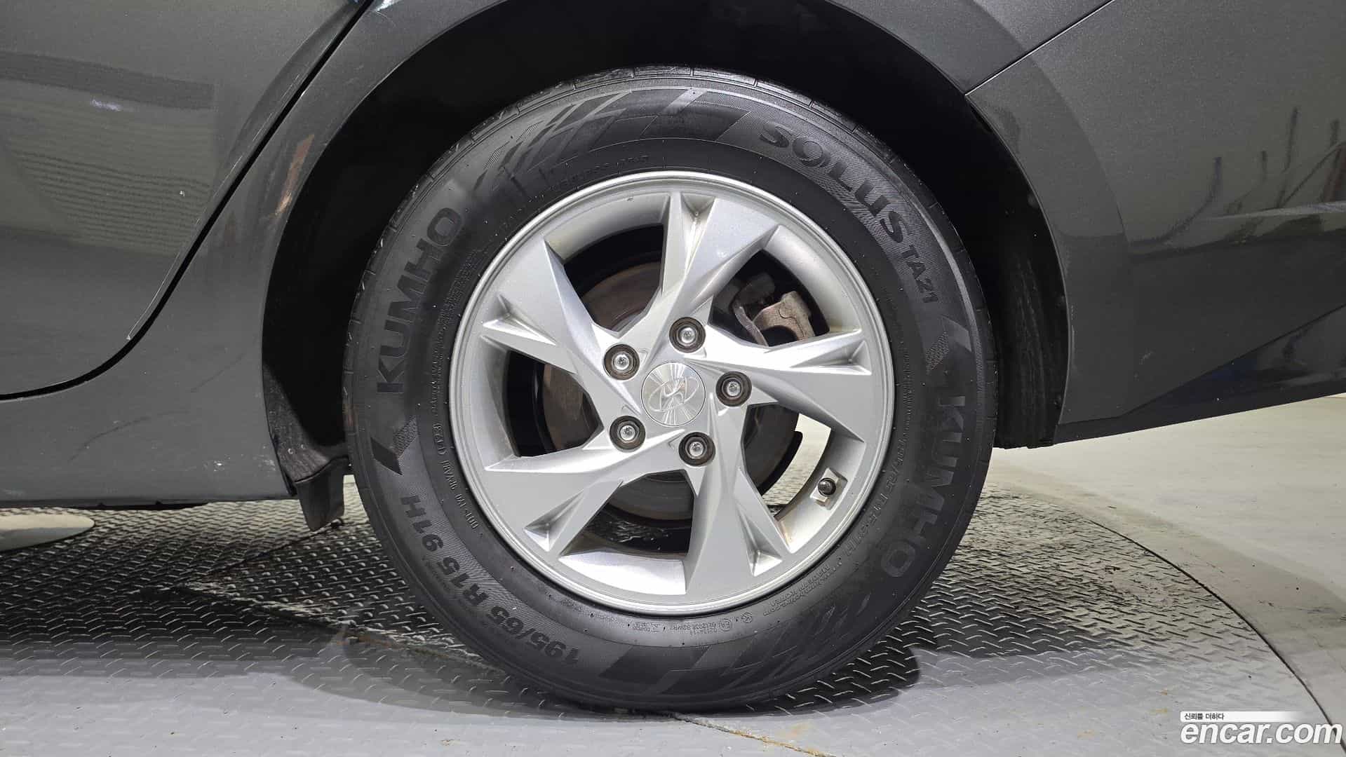 AVANTE Hyundai 2021.6-OUTER-031