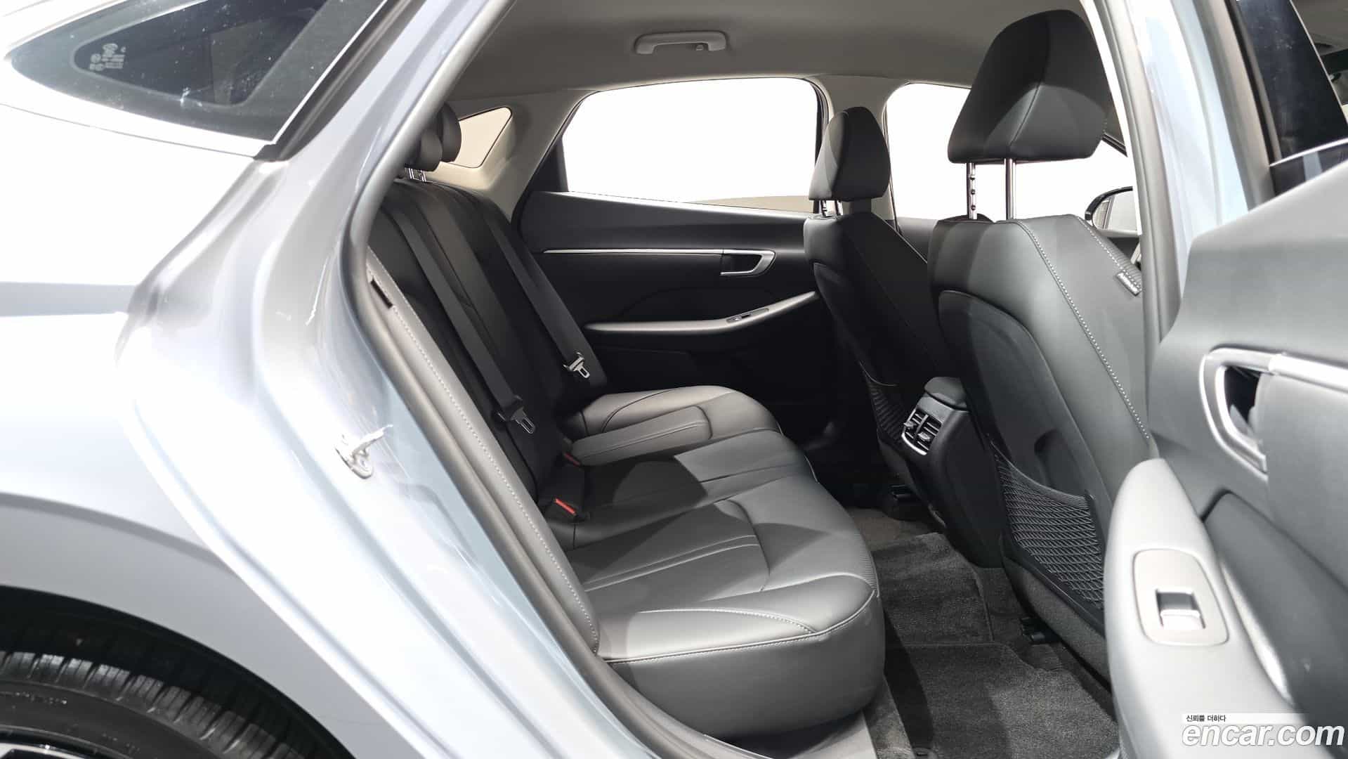 Sonata Hyundai 2025.9-OPTION-015