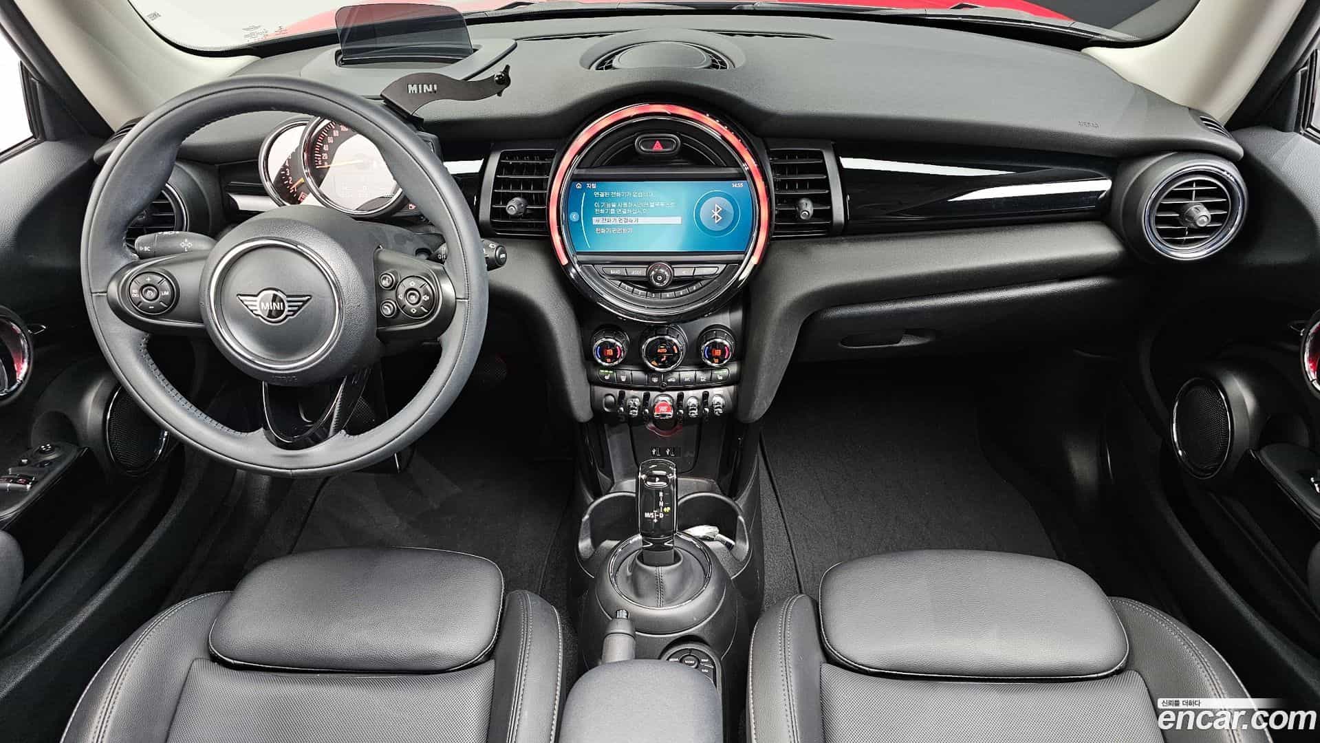 Cooper Mini 2020.0-INNER-007