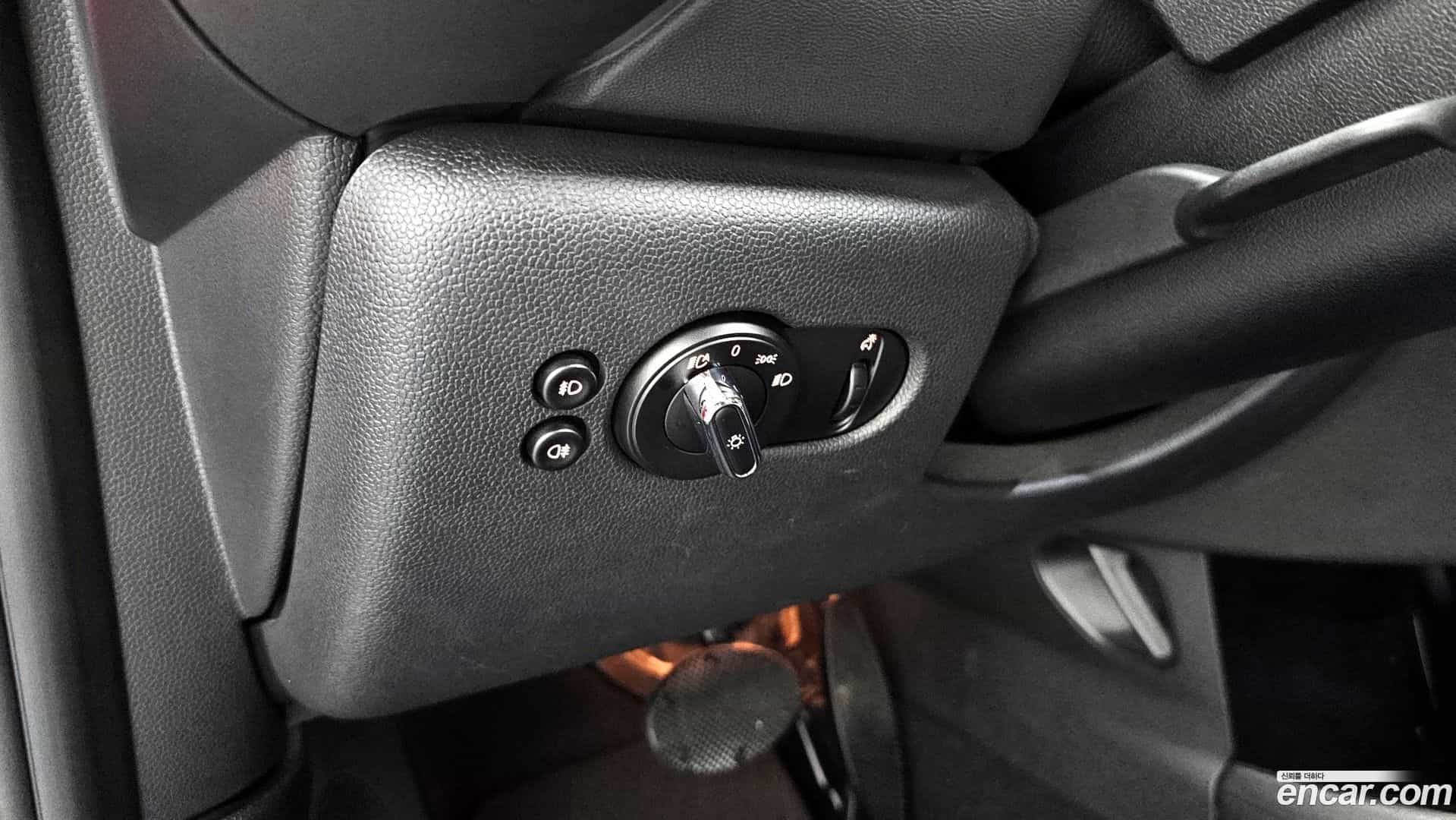 Cooper Mini 2020.0-OPTION-019
