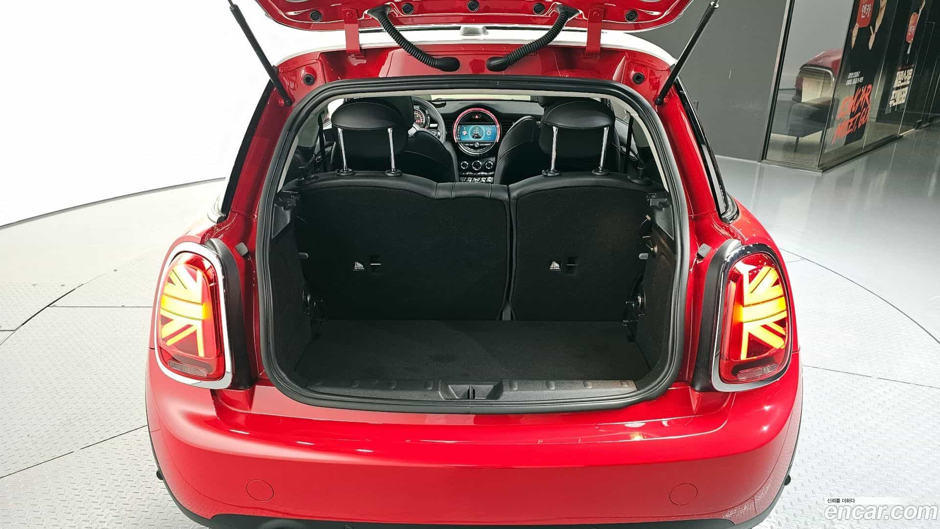 Cooper Mini 2020.0-OPTION-041