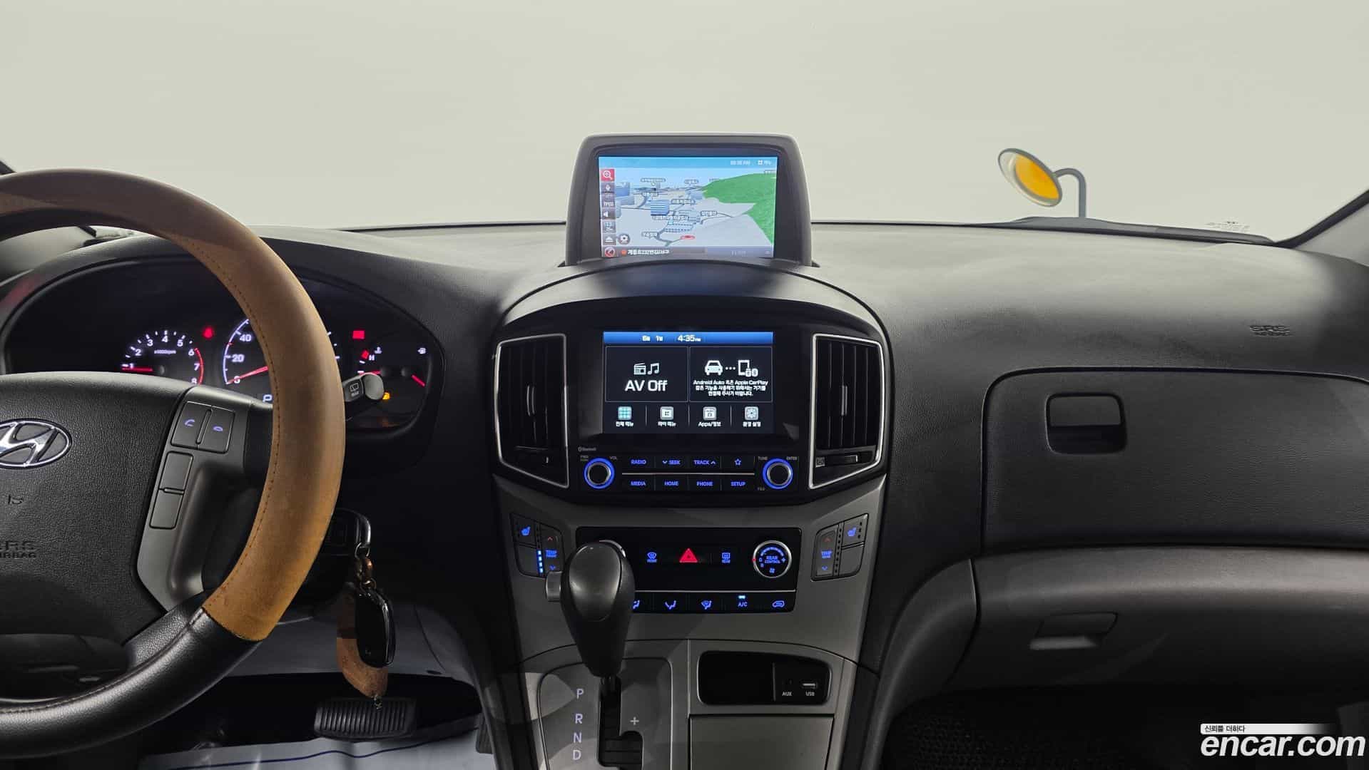 Starex Hyundai 2020.6-OPTION-021