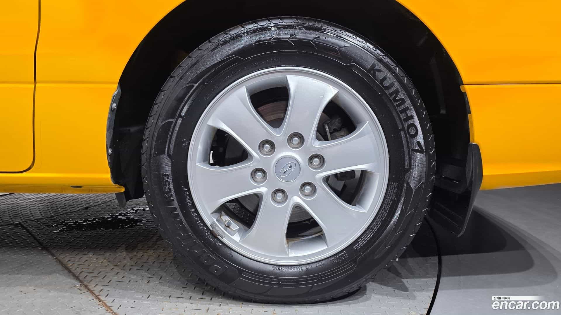 Starex Hyundai 2020.6-OUTER-031