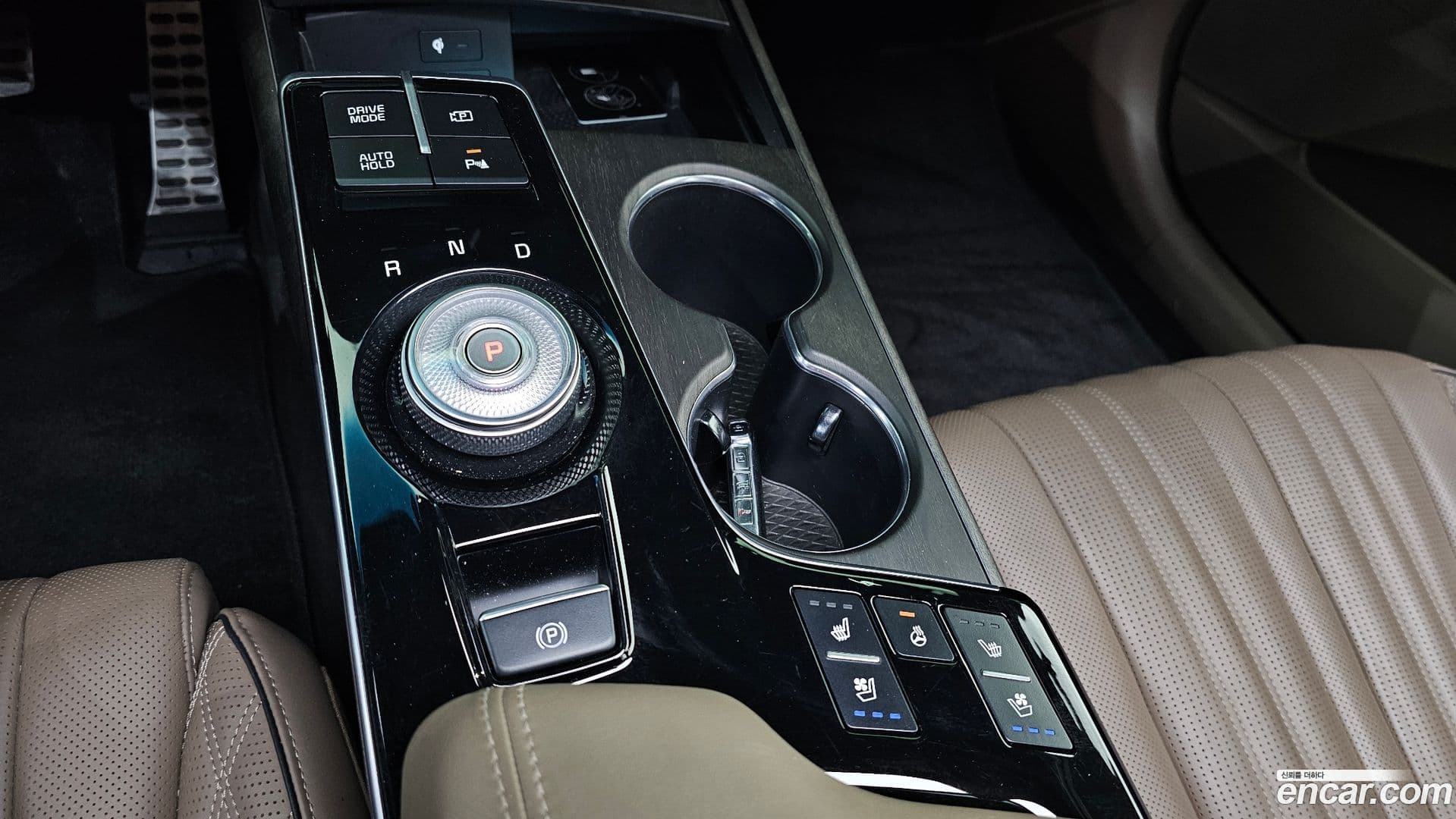 Main__Slider__Photo:K8 Kia 2022.4-8