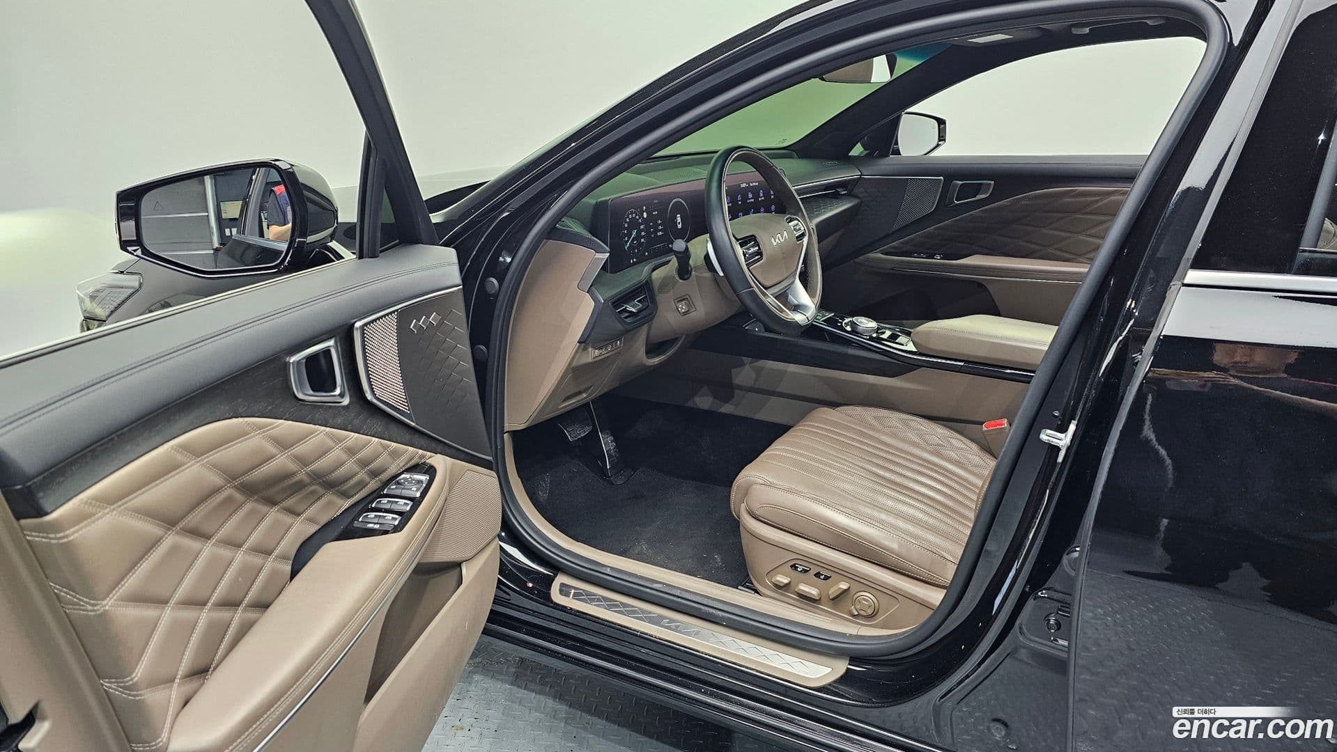 Main__Slider__Photo:K8 Kia 2022.4-9